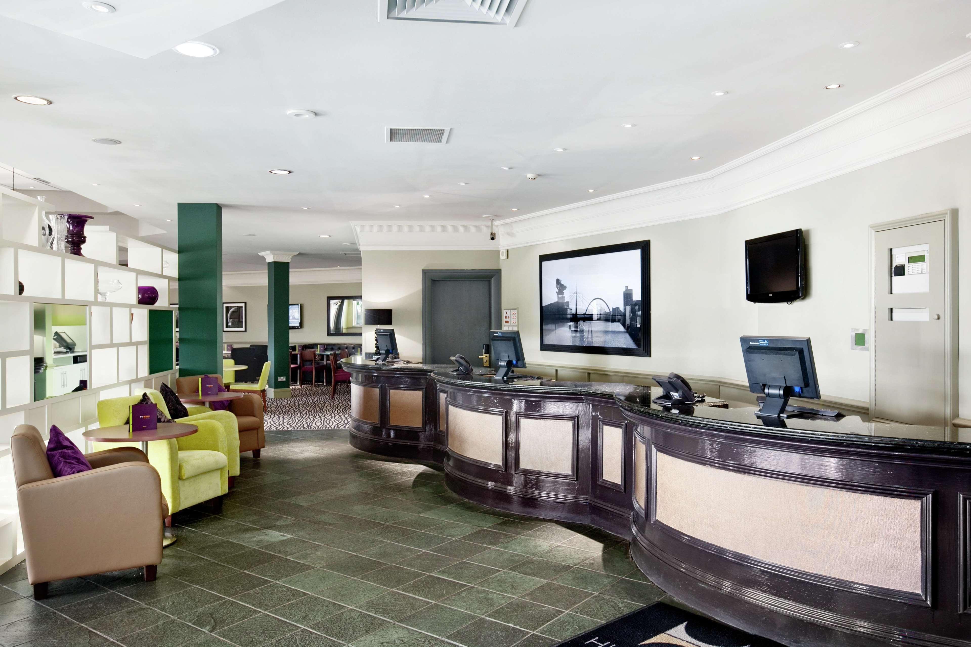 Doubletree By Hilton Glasgow Strathclyde Bellshill Interior photo